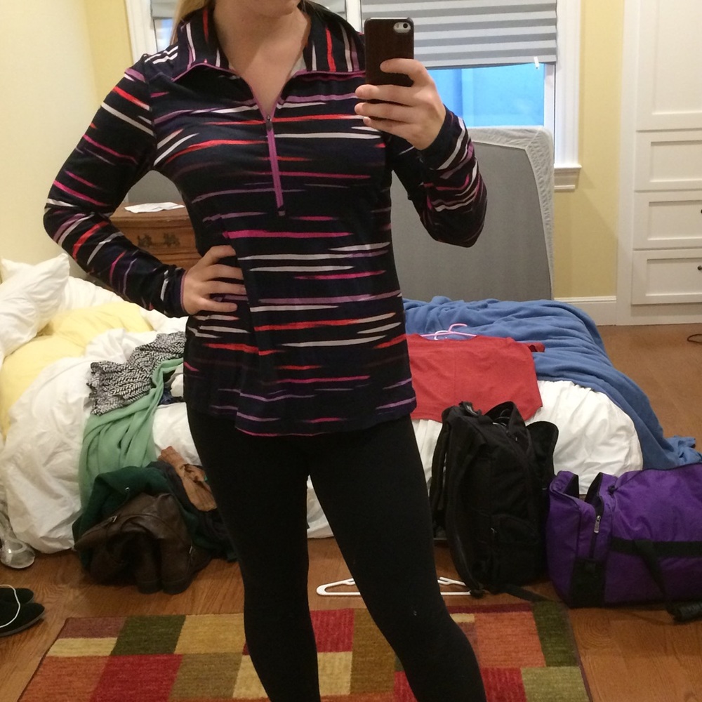 Columbia athletic pullover